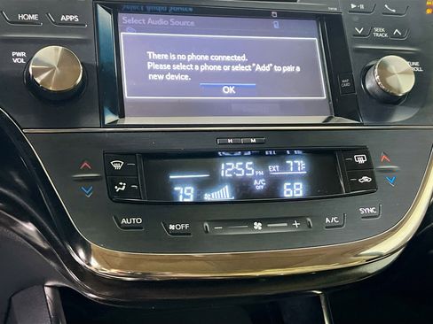 Used 2018 Toyota Avalon XLE Premium image 27