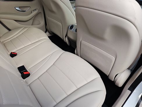 Certified 2021 Mercedes-Benz GLC 300 image 12