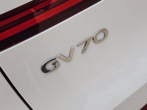 New 2026 Genesis GV70 2.5T Advanced AWD/4WD image 6