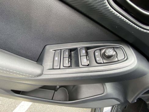 Used 2024 Subaru Crosstrek 2.0i Premium image 29