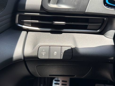 New 2026 Hyundai Elantra Sport FWD image 29