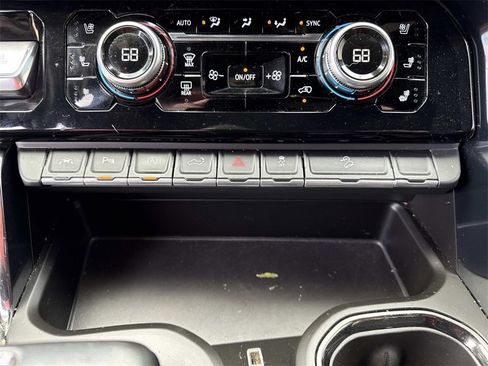 Used 2023 GMC Sierra 1500 AT4 w/ Technology Package image 20