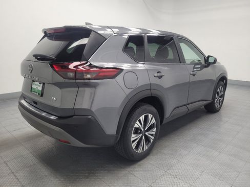 Used 2023 Nissan Rogue SV FWD image 9