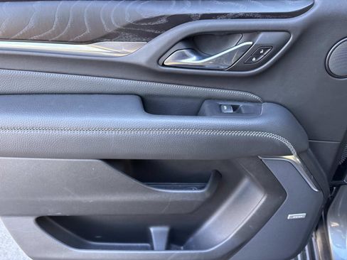 Used 2021 GMC Yukon XL Denali image 30