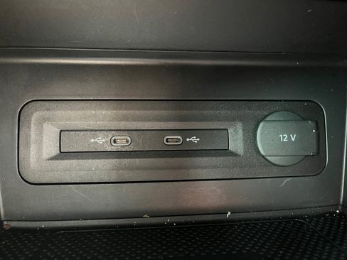 Used 2023 Volkswagen Atlas SE w/ Black Wheel Package image 18