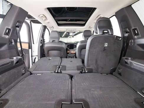 Certified 2024 Volvo XC90 T8 Plus w/ Protection Package Premier AWD/4WD image 28