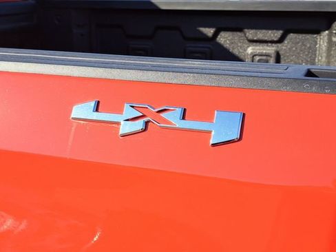 Used 2024 GMC Sierra 1500 Elevation w/ Elevation Premium Package image 5