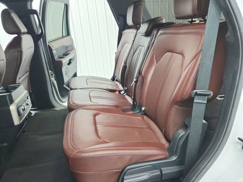 Used 2024 Ford Expedition Limited RWD image 33