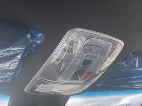 New 2025 Genesis GV60 Advanced image 20