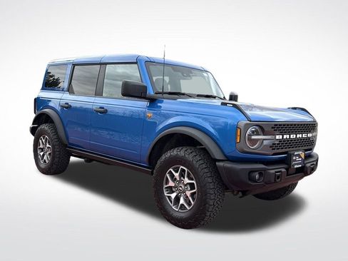Certified 2025 Ford Bronco Badlands AWD/4WD image 1