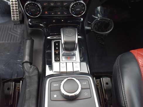 Used 2015 Mercedes-Benz G 63 AMG 4MATIC image 8