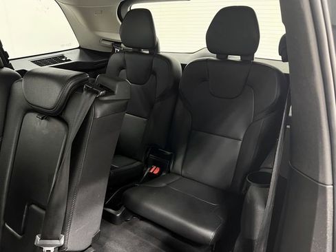 Used 2018 Volvo XC90 T8 Momentum w/ Convenience Package image 31