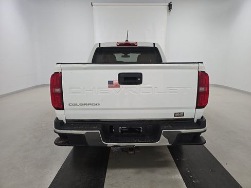 Used 2022 Chevrolet Colorado W/T w/ WT Convenience Package RWD image 4