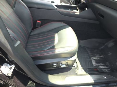 Used 2023 Maserati Levante Modena AWD/4WD image 41