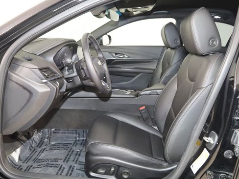 Used 2021 Cadillac CT4 Luxury w/ Cold Weather Package AWD/4WD image 11