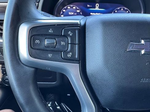 Used 2023 Chevrolet Tahoe Z71 w/ Luxury Package AWD/4WD image 19