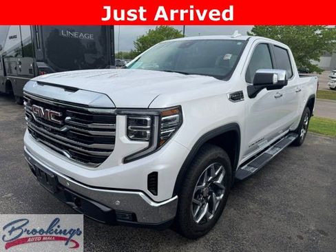Used 2023 GMC Sierra 1500 SLT w/ SLT Premium Plus Package AWD/4WD image 1