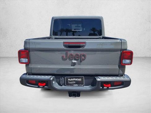 Used 2023 Jeep Gladiator Rubicon w/ Trailer Tow Package AWD/4WD image 6