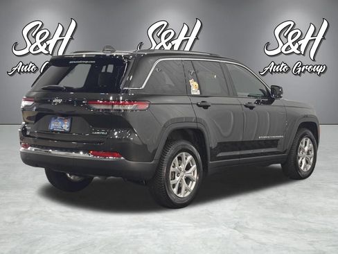 Used 2023 Jeep Grand Cherokee Limited AWD/4WD image 20