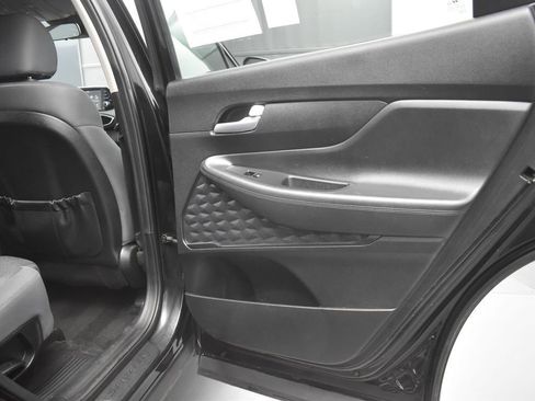 Used 2019 Hyundai Santa Fe SE image 20