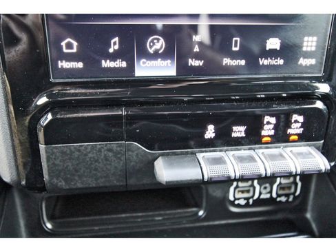 Used 2023 RAM 1500 Laramie AWD/4WD image 28