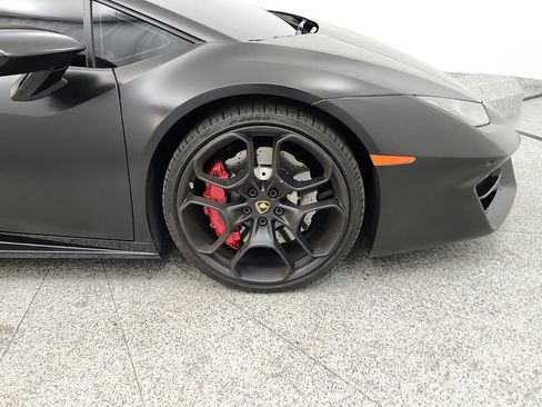 Used 2018 Lamborghini Huracan LP 580-2 image 18