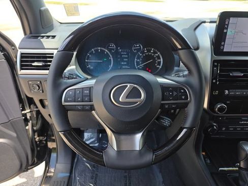 Used 2023 Lexus GX 460 Premium w/ Premium Package AWD/4WD image 28