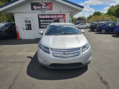 Used 2015 Chevrolet Volt w/ Enhanced Safety Package 1 FWD image 2