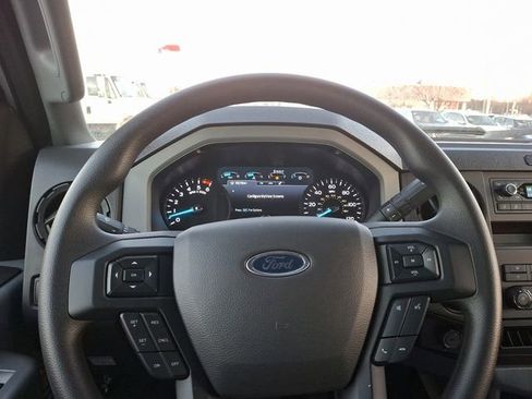 Used 2023 Ford F650 2WD Regular Cab Super Duty image 17