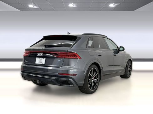Used 2023 Audi Q8 Prestige AWD/4WD image 9