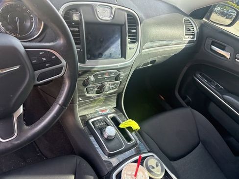 Used 2018 Chrysler 300 Touring w/ Sport Appearance Package AWD/4WD image 16