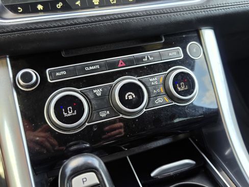 Used 2017 Land Rover Range Rover Sport HSE Dynamic image 37