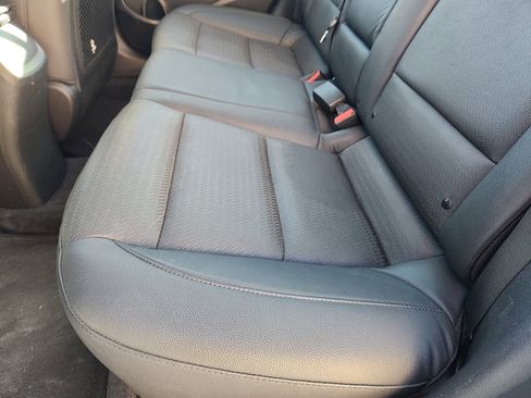 Used 2017 Hyundai Elantra Limited w/ Limited Tech Package 04 image 26