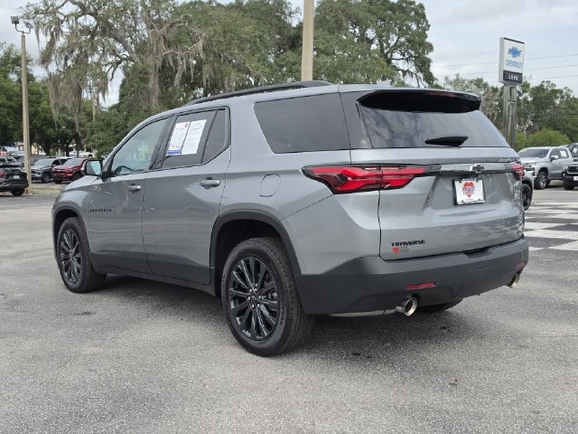 Used 2023 Chevrolet Traverse RS FWD image 6