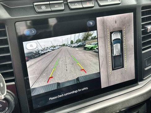 Used 2024 Ford F350 Platinum w/ Snow Plow Prep Package AWD/4WD image 27