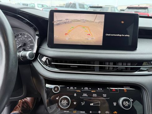 Used 2024 INFINITI QX60 Pure FWD image 16