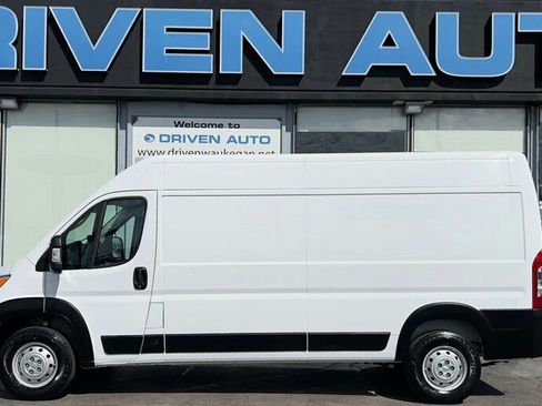 Used 2023 RAM ProMaster 2500 image 31