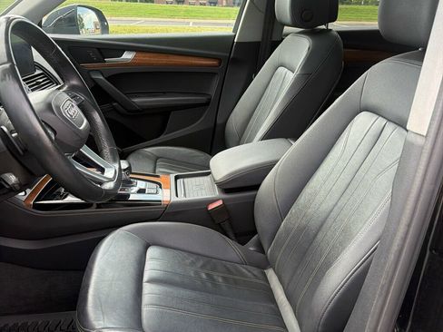 Used 2021 Audi Q5 e Premium Plus w/ Premium Plus Package AWD/4WD image 10