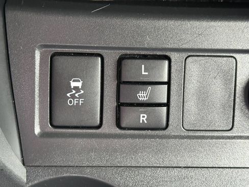 Used 2011 Toyota RAV4 Limited w/ Limited Extra Value Pkg image 15