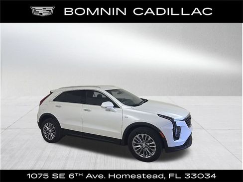Certified 2024 Cadillac XT4 Premium Luxury image 1