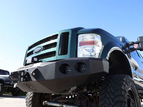 Used 2010 Ford F250 Lariat AWD/4WD image 25