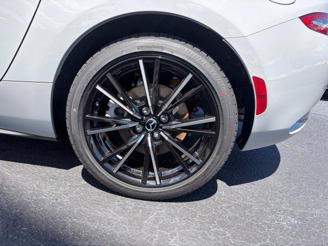 Used 2026 MAZDA MX-5 Miata Grand Touring RWD image 5