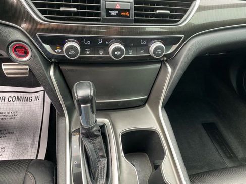Used 2020 Honda Accord Sport image 15