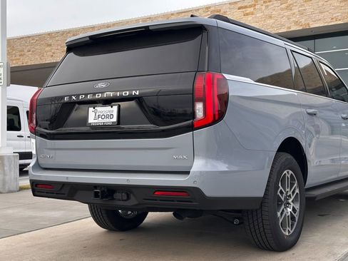 New 2026 Ford Expedition Max Active image 23