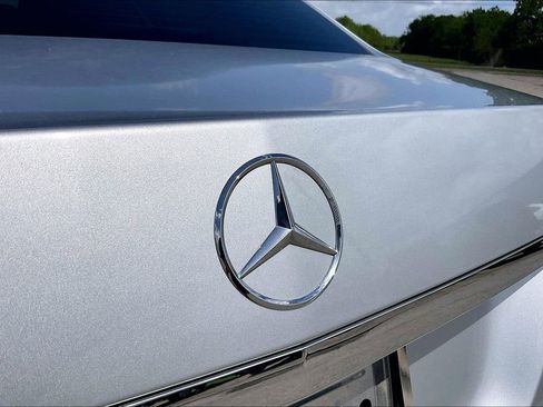 Used 2014 Mercedes-Benz E 350 Sedan image 27