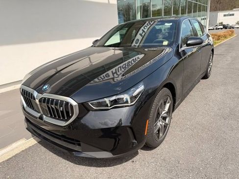 New 2026 BMW i5 eDrive40 AWD/4WD image 3