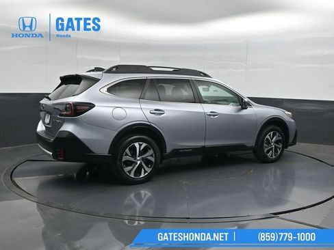 Used 2021 Subaru Outback Limited AWD/4WD image 2