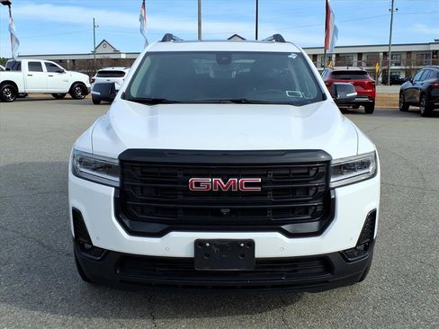 Used 2023 GMC Acadia SLT w/ Elevation Edition image 8