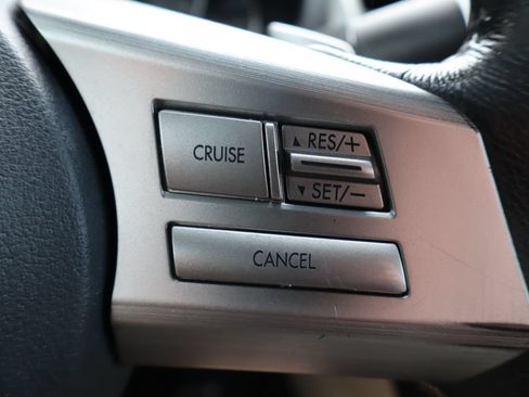 Used 2010 Subaru Legacy 2.5i Premium AWD/4WD image 30