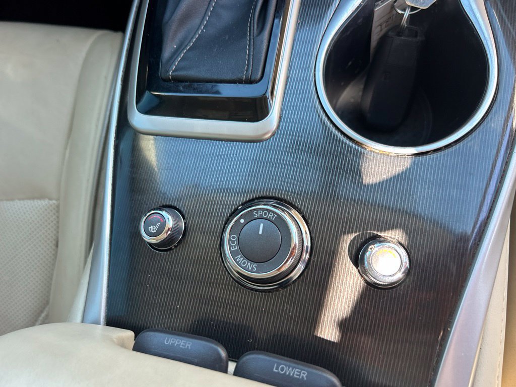 Used 2019 INFINITI QX60 Luxe w/ Essential Package FWD image 17